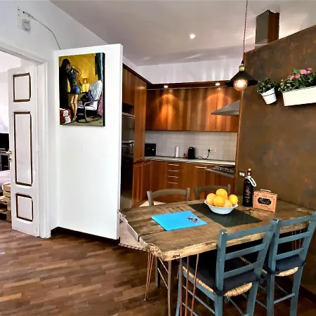Argilla Apartment *